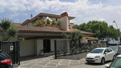 Malì Guest House & Terrace Bar