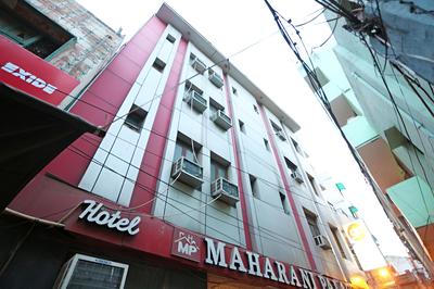 OYO 6096 Hotel Maharani Palace