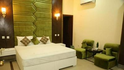 Hotel Pak Continental