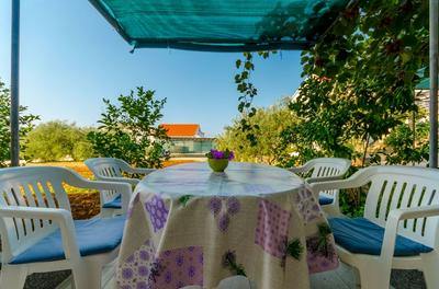 Ljuba - Nice Garden - A1