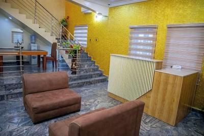 Star Diamond View Lounge and Suites