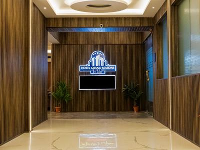 Hotel Grand Seasons