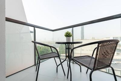 Graceful 1 Br Apartment In Jumeirah Village Circle