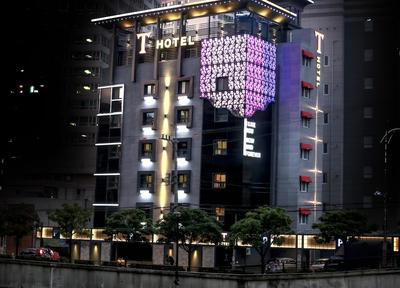 T Hotel