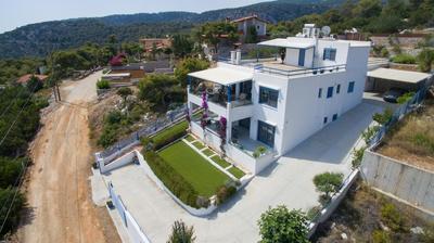 White - Blue Villa by Unique Villas Collection