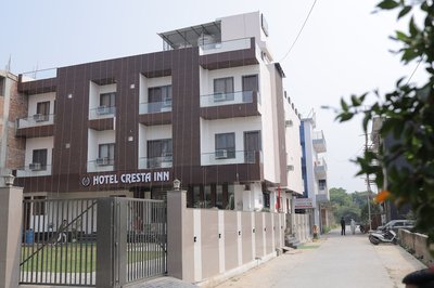 HOTEL CRESTA INN