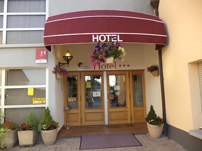 Hotel Au Logis Des Ours