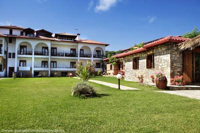 Kamares House Apartments & Studios