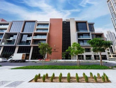 Luxury 2BR in Peninsula One by Bespoke