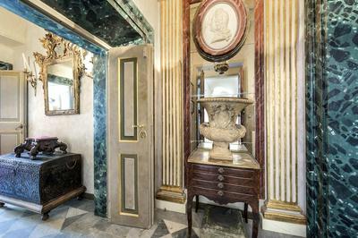 A Prince in Rome Elegant Navona Terrace Apartment
