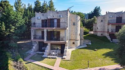 Twin Castles Left Maisonette