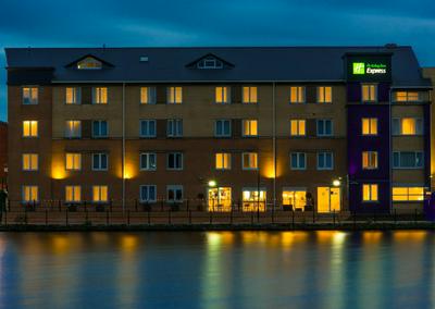 Holiday Inn Express Cardiff Bay by IHG