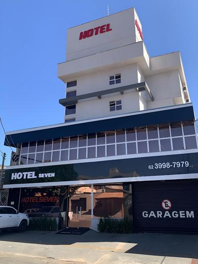 HOTEL SEVEN