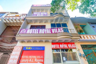 FabHotel Royal Vilas