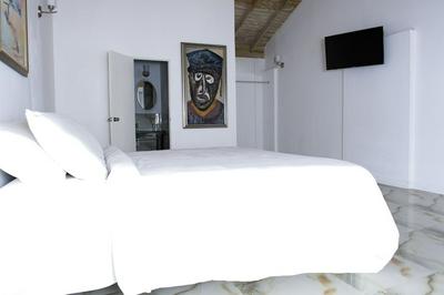 Pulse Suites at Villa Ronai