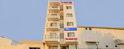 FabHotel Taj Home Stay