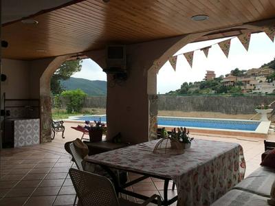 Villa a Step Away From Barcelona, Mountains and Beach