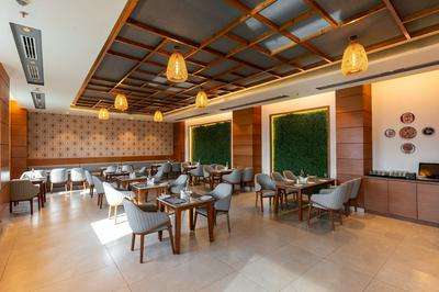 Krishna's Courtyard - Hotel & Convention