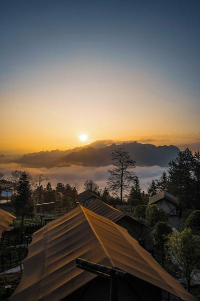 BZIKA Wonderland Retreat