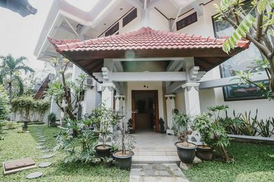 RedDoorz Syariah near Gelora Delta Sidoarjo