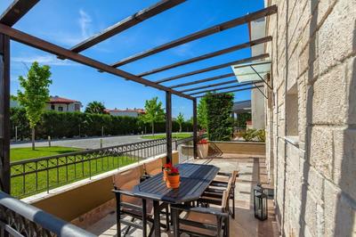 Sunny Villa in Chaniotis
