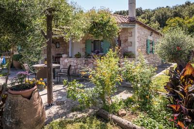 Boutique Villa Petra Eleni