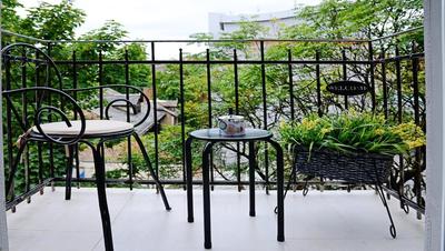 Apartments & Rooms Flowers