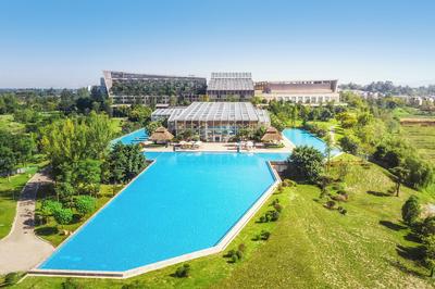 InterContinental Heilong Lake by IHG