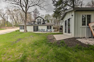 Big Cedar Lake House: Views, 100 Ft to Water!
