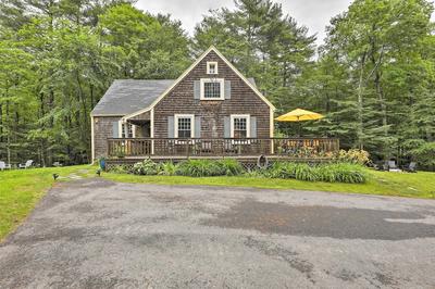 Charming Jaffrey Cottage w/ Deck & Grill!
