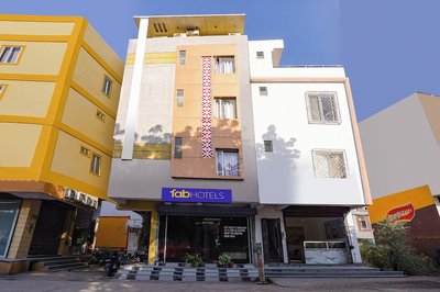 Fabhotel Shree Aurora
