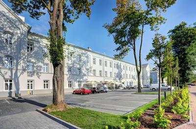 Koszary Arche Hotel