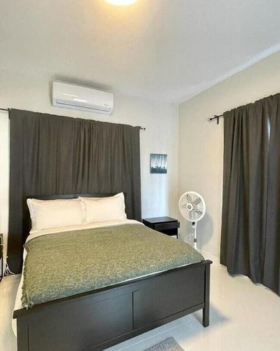 Stunning 3-Bedroom Beachside Apartment