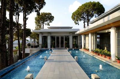 Moksha Himalaya Spa Resort