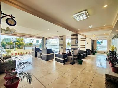 Hotel Dharamshala Ayush Health Paradise
