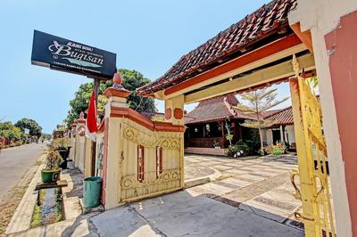Capital O 92894 Griya Lathifah Homestay Syariah