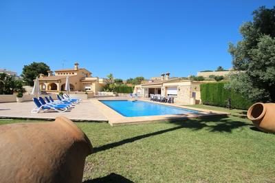 Luxury Villa Surrounded by Vineyards - 7bd Great for Big Groups W/private Pool