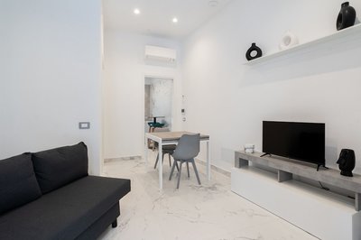 The Urban Nest White and Grey by Wonderful Italy