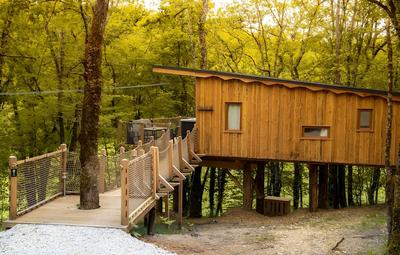 Les Cabanes Perchées du Mas del Bosc