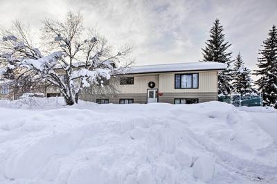 Lakefront Fairbanks Unit, 1 Mile to Pioneer Park!