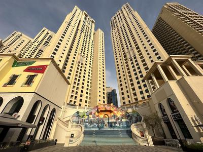 Manzil - Modern 3BR Home in JBR, Beach Front