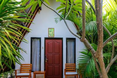 OYO 997 Ocean 2 Bungalows