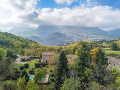 Spacious Holiday Home With Swimming Pool