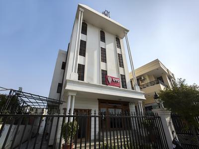 OYO 353 Hotel Four Boutique