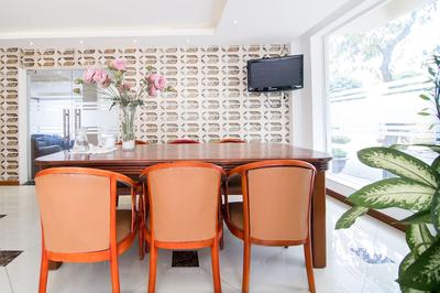 RedDoorz Plus @ Trung Son Residence