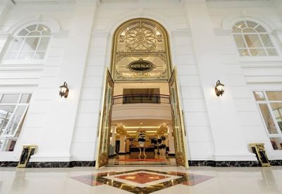 Khach san White Palace Lam Son