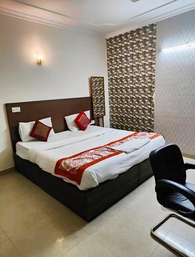 Hotel Saini Home Stay