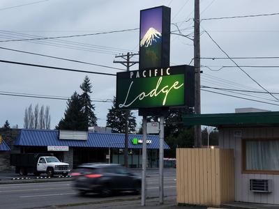 Pacific Lodge Tacoma