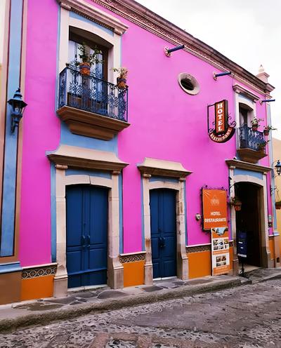 Hotel Centenario Centro de Peña de Bernal