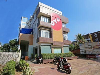 Capital O 1463 Surya Beach Inn